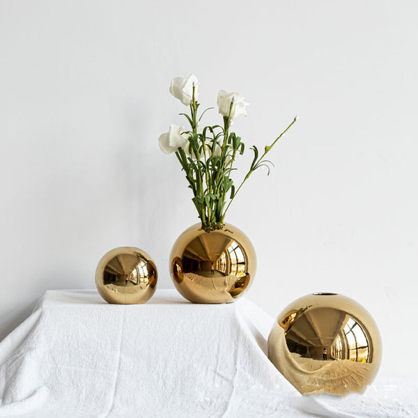 Luxe Gold Spherical Ceramic Vase